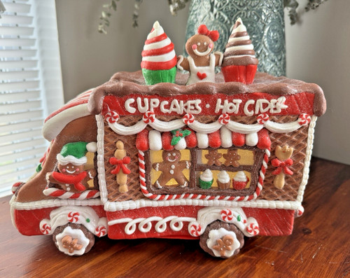 Christmas lighted gingerbread - lighted,